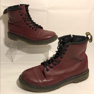 Dr Doc Martens Air Wair Delaney Cabernet Kids Sz 4